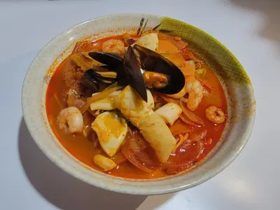 Spicy Seafood Noodle