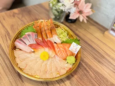 Special sashimi platter