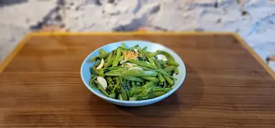 Stir Fried Water Spinach with Garlic