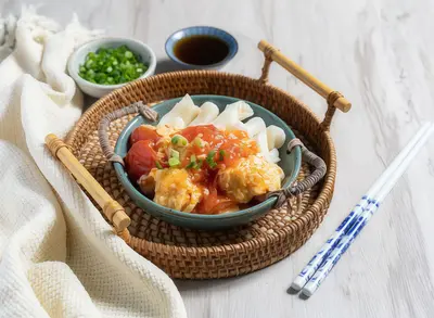 Slow Cooked Tomato Egg Rice Noodle Rolls