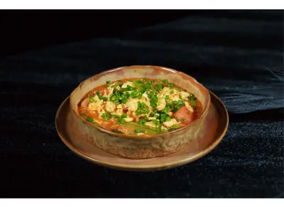 Scrambled Eggs with Spinach and Tomatoes