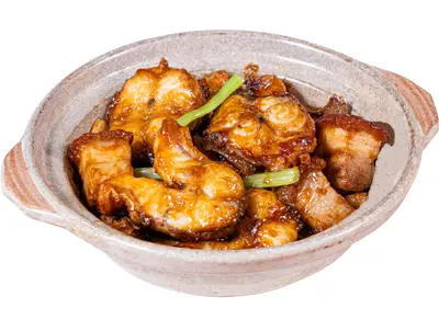 Stewed Eel With Roasted Pork