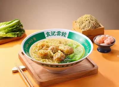 Corn & Pork Wontons With Noodles (1 Serving)