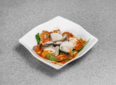 Thai's fried Sweet Clams with Chili Paste