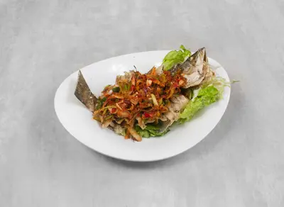 Fried Fish Salad with Lemongrass