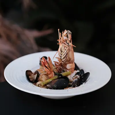 King Prawn & Mussels Spaghetti w/ Tomato Sauce