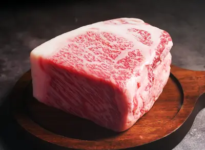 Japanese Kuroge A5 Wagyu Sirloin (150g 1 Serving)
