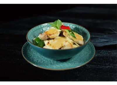 White Curry Lemongrass Pork Chop (Spicy)